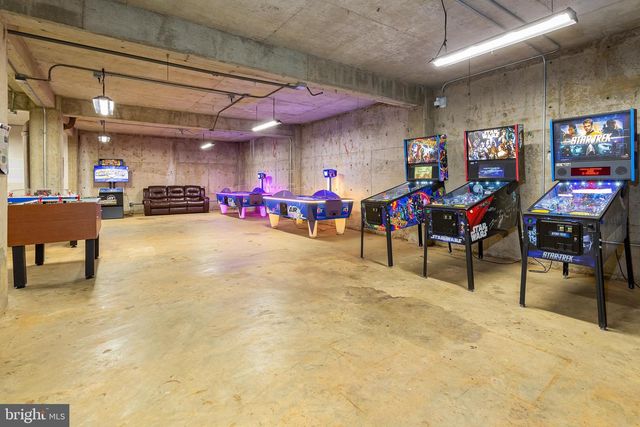 4600 DUKE ST #431, Alexandria, VA 22304