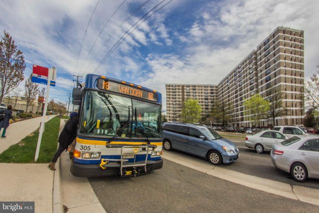 4600 DUKE ST #431, Alexandria, VA 22304