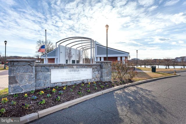 4600 DUKE ST #431, Alexandria, VA 22304