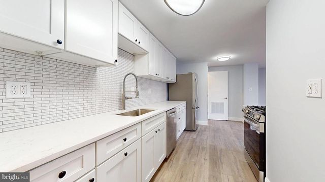 4600 DUKE ST #431, Alexandria, VA 22304