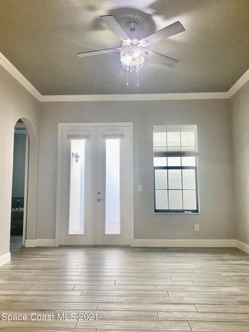2715 Vuldarno Lane, Melbourne, FL 32940