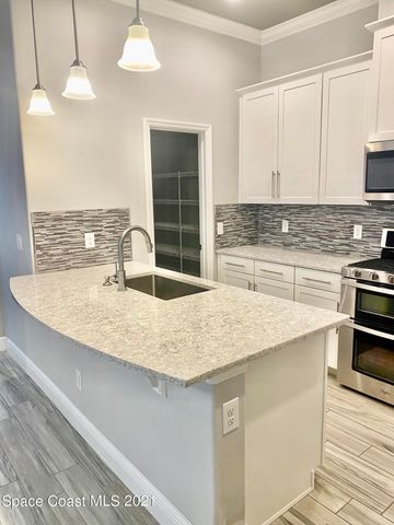 2715 Vuldarno Lane, Melbourne, FL 32940