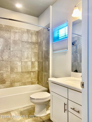 2715 Vuldarno Lane, Melbourne, FL 32940