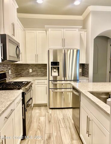 2715 Vuldarno Lane, Melbourne, FL 32940