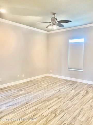 2715 Vuldarno Lane, Melbourne, FL 32940