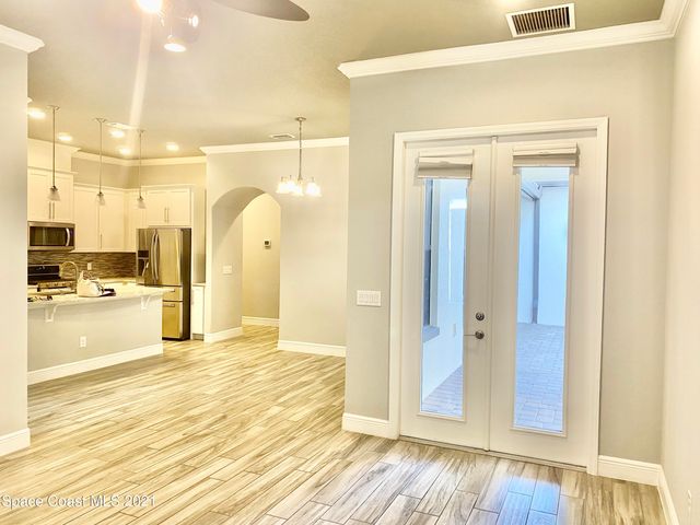 2715 Vuldarno Lane, Melbourne, FL 32940
