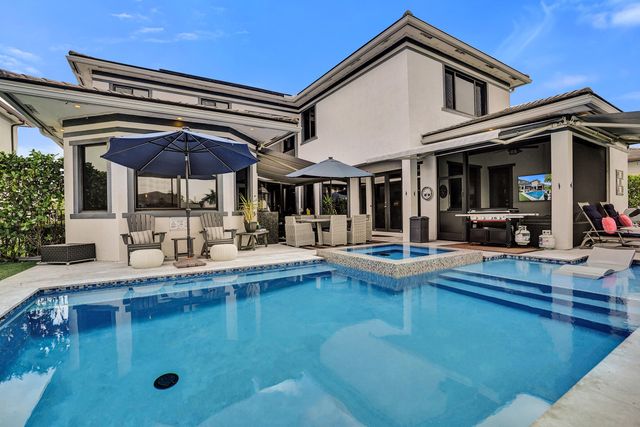 10514 N Lago Vista Circle, Parkland, FL 33076