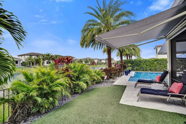 10514 N Lago Vista Circle, Parkland, FL 33076