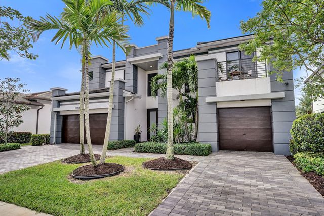 10514 N Lago Vista Circle, Parkland, FL 33076