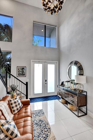 10514 N Lago Vista Circle, Parkland, FL 33076