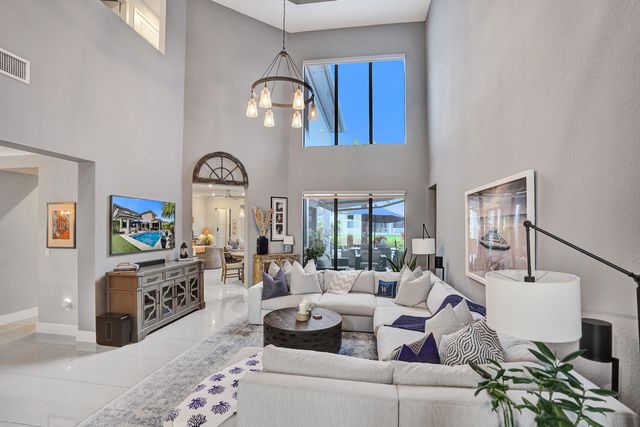 10514 N Lago Vista Circle, Parkland, FL 33076