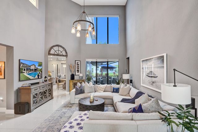 10514 N Lago Vista Circle, Parkland, FL 33076