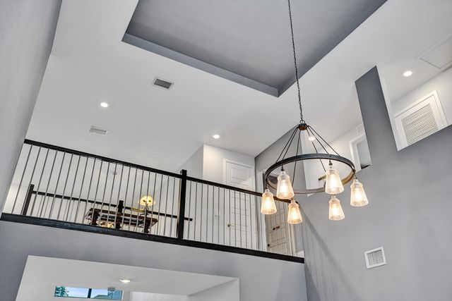 10514 N Lago Vista Circle, Parkland, FL 33076