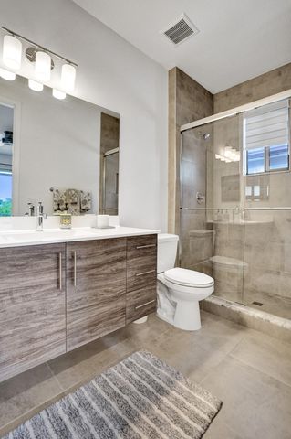 10514 N Lago Vista Circle, Parkland, FL 33076