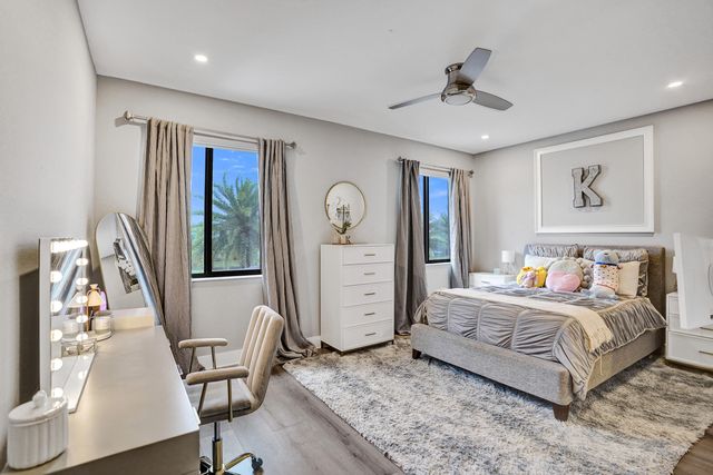 10514 N Lago Vista Circle, Parkland, FL 33076