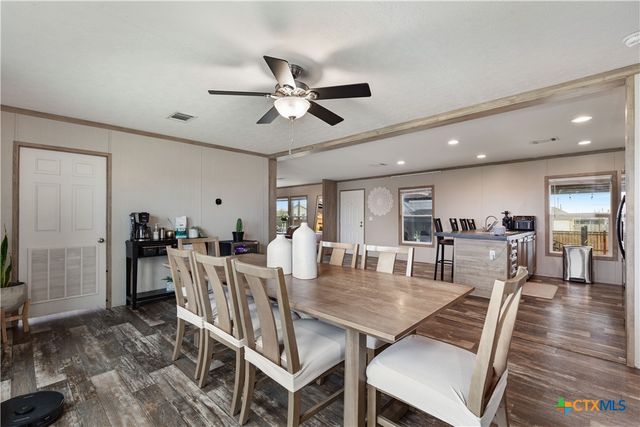 122 Kelp Gull Drive, Del Valle, TX 78617