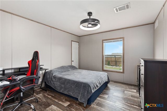 122 Kelp Gull Drive, Del Valle, TX 78617