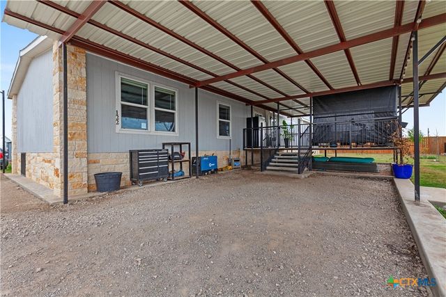122 Kelp Gull Drive, Del Valle, TX 78617