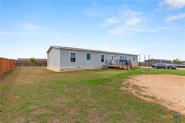 122 Kelp Gull Drive, Del Valle, TX 78617