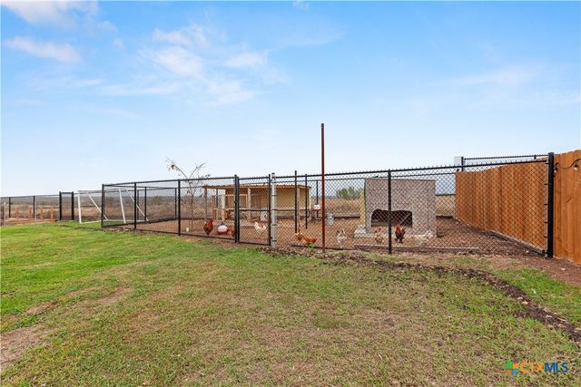 122 Kelp Gull Drive, Del Valle, TX 78617