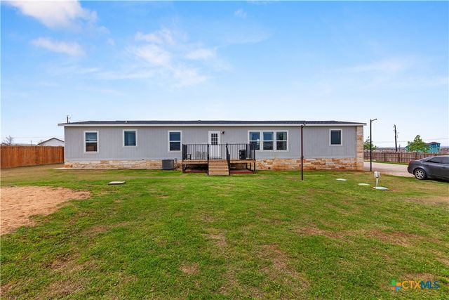 122 Kelp Gull Drive, Del Valle, TX 78617
