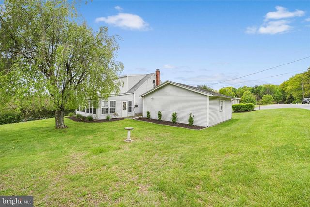88 HAVEN FAIR LAWN DR, Pottsville, PA 17901