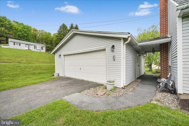 88 HAVEN FAIR LAWN DR, Pottsville, PA 17901