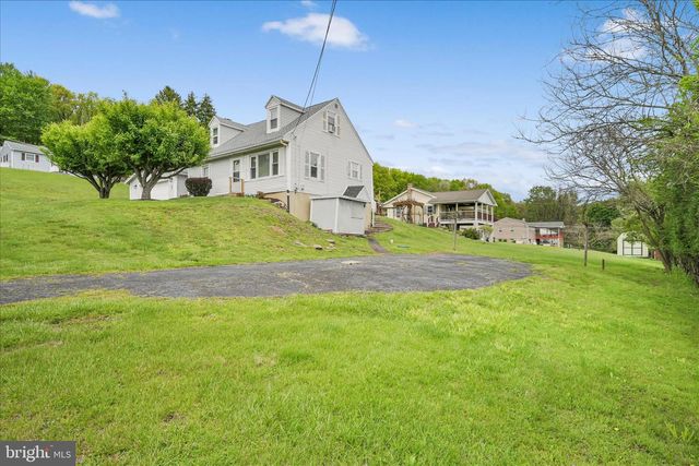 88 HAVEN FAIR LAWN DR, Pottsville, PA 17901