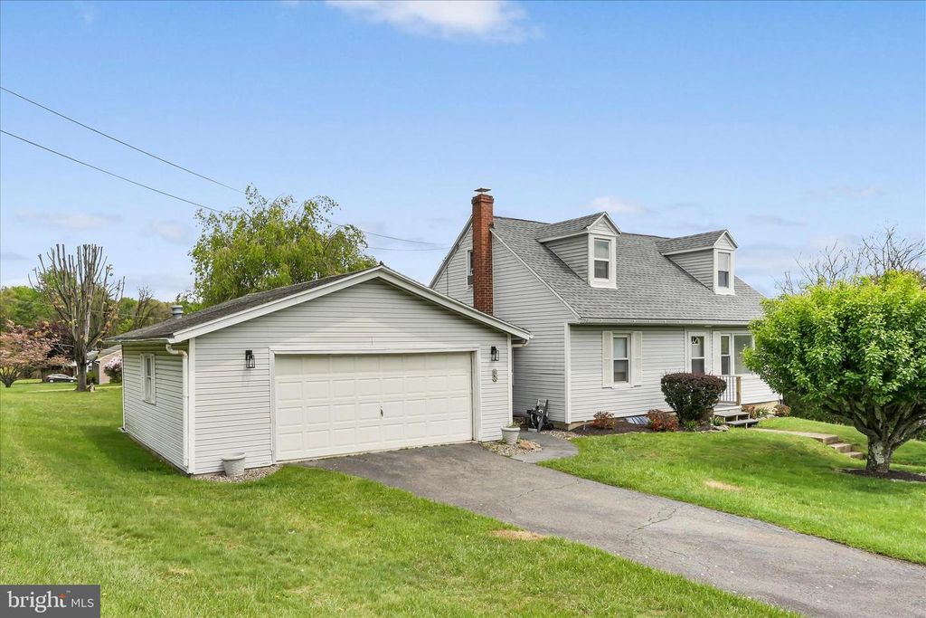 88 HAVEN FAIR LAWN DR, Pottsville, PA 17901
