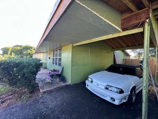 7570 Venetian St, Miramar, FL 33023