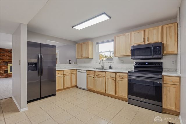 6117 Charlesgate Road, Dayton, OH 45424