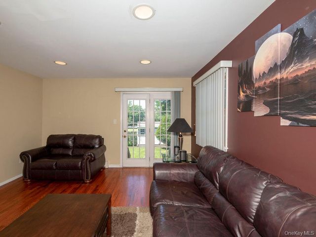 269 Marcus Avenue, Garden City Park, NY 11040