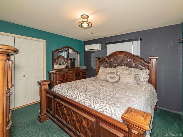 269 Marcus Avenue, Garden City Park, NY 11040
