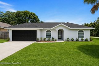 226 12th Street SW, Vero Beach, FL 32962