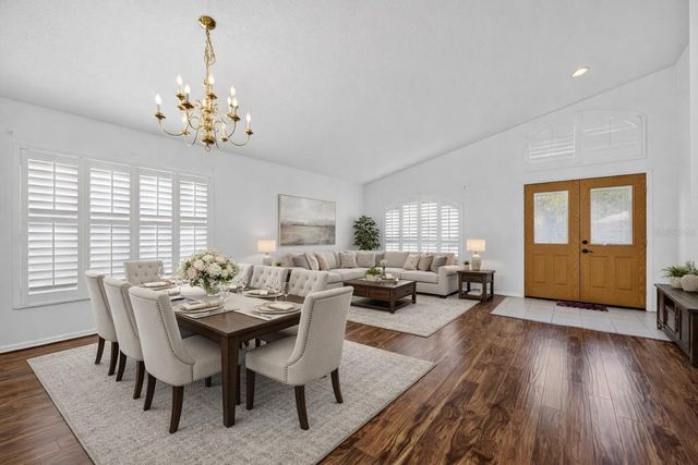 4715 PRESTON WOODS DRIVE, Valrico, FL 33596