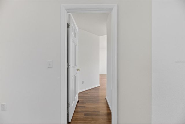 4715 PRESTON WOODS DRIVE, Valrico, FL 33596