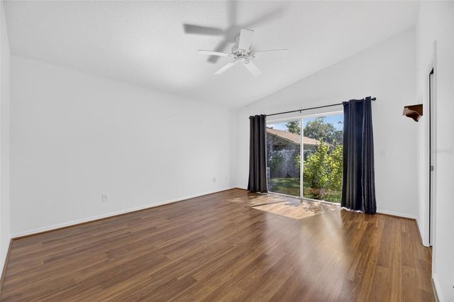 4715 PRESTON WOODS DRIVE, Valrico, FL 33596