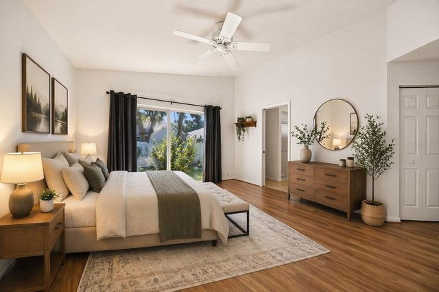 4715 PRESTON WOODS DRIVE, Valrico, FL 33596