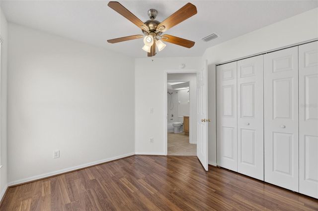 4715 PRESTON WOODS DRIVE, Valrico, FL 33596