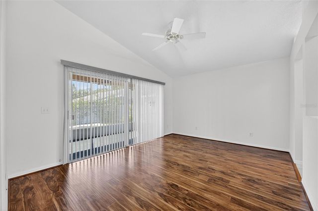 4715 PRESTON WOODS DRIVE, Valrico, FL 33596