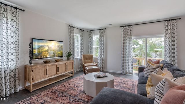 811 Lucky Clover Way, Fuquay Varina, NC 27526