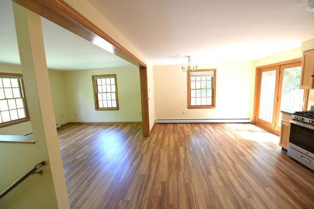 2 Francis Drive, Essex Junction, VT 05452