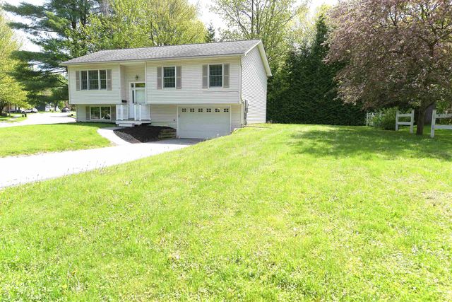 2 Francis Drive, Essex Junction, VT 05452