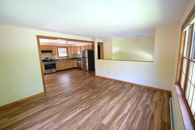 2 Francis Drive, Essex Junction, VT 05452