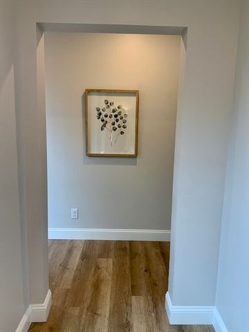 64 Holten 403, Danvers, MA 01923