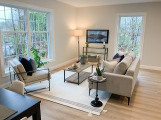 64 Holten 403, Danvers, MA 01923