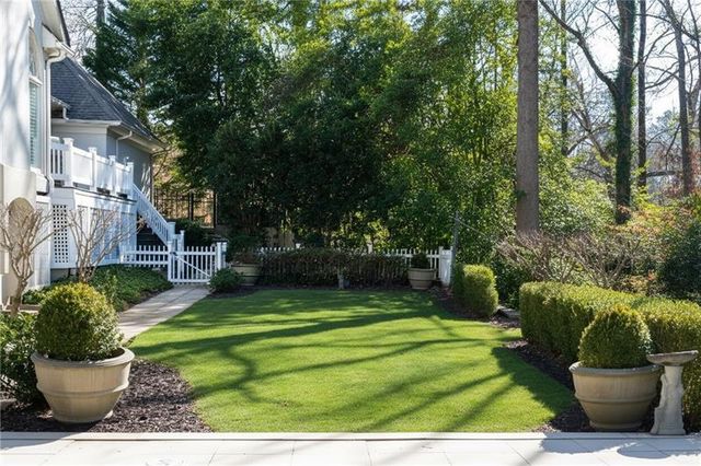 3460 Paces Valley Road NW, Atlanta, GA 30327