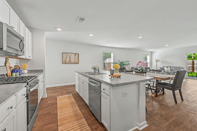 200 Sweet Cherry Lane, Summerville, SC 29486