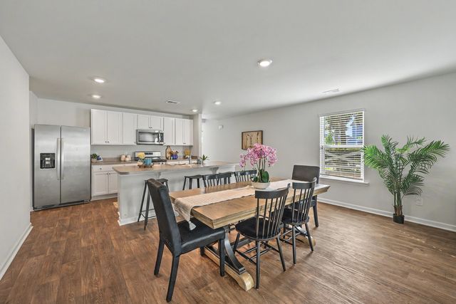 200 Sweet Cherry Lane, Summerville, SC 29486