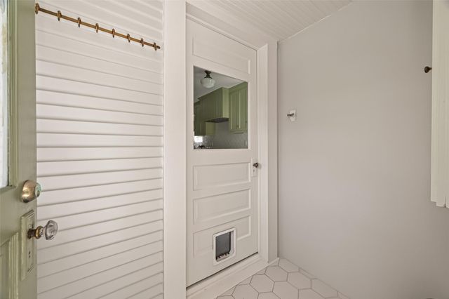 645 E 14th Street, Houston, TX 77008